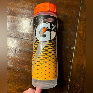 Like new Gatorade Steelers squirt bottle